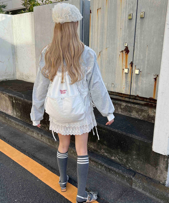 グレー モデル：160㎝ F着用