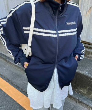 ネイビー モデル：155㎝ F着用