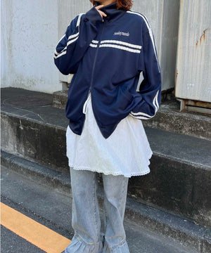 ネイビー モデル：155㎝ F着用