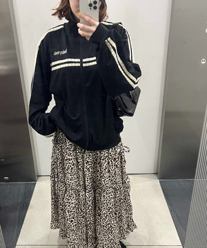 ブラック モデル：155㎝ F着用