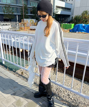 ホワイト モデル：155㎝ F着用