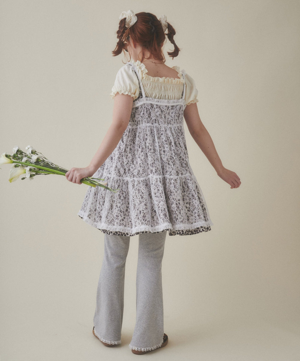 ホワイト モデル：155㎝ F着用