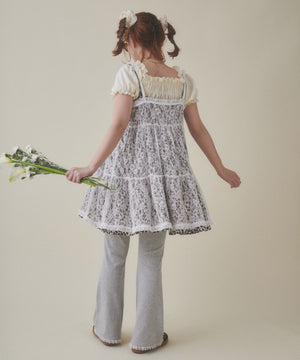 ホワイト モデル：155㎝ F着用