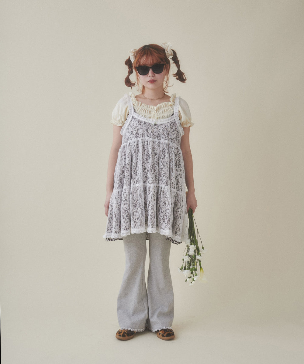 ホワイト モデル：155㎝ F着用