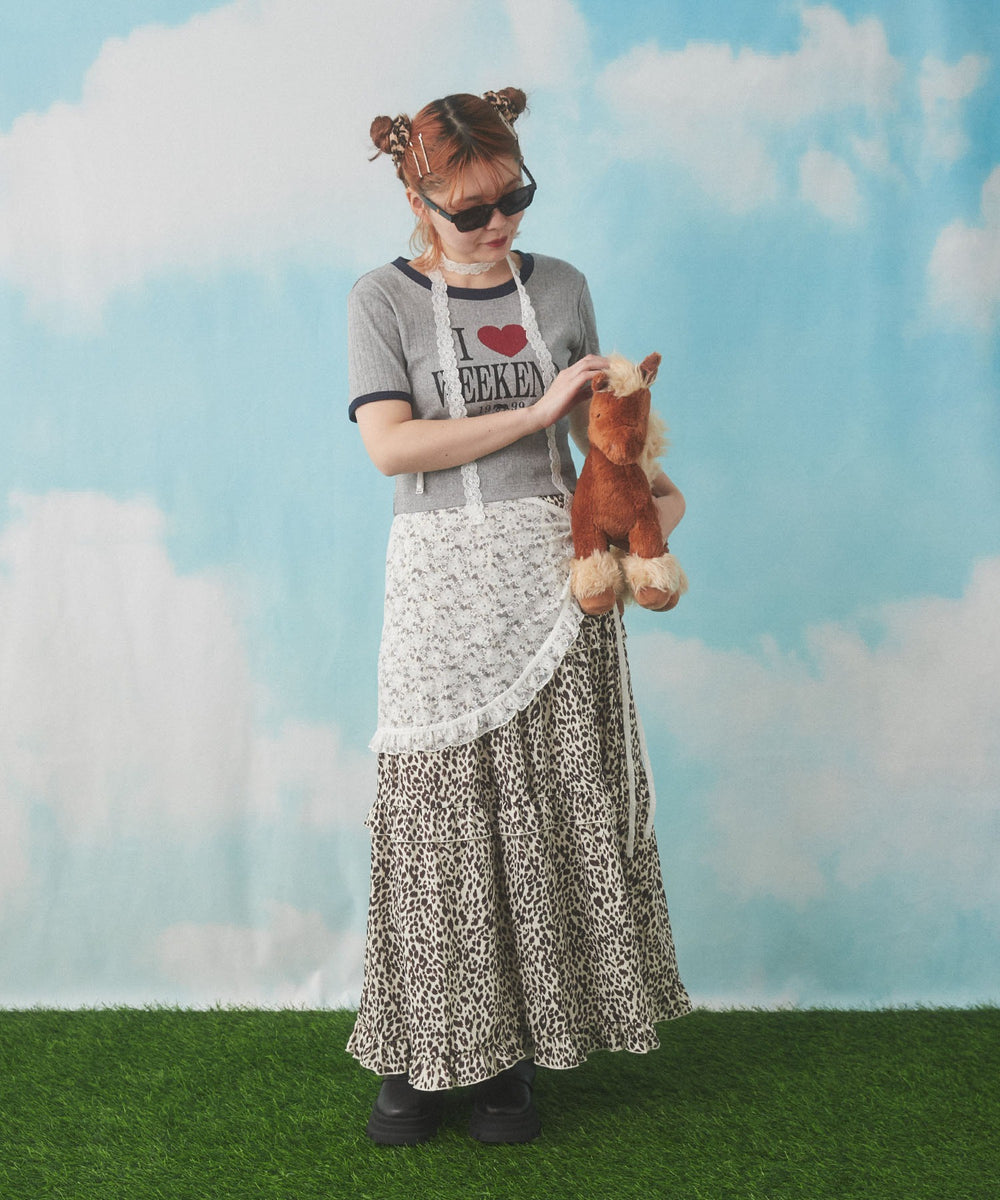 ホワイト モデル：155㎝ F着用