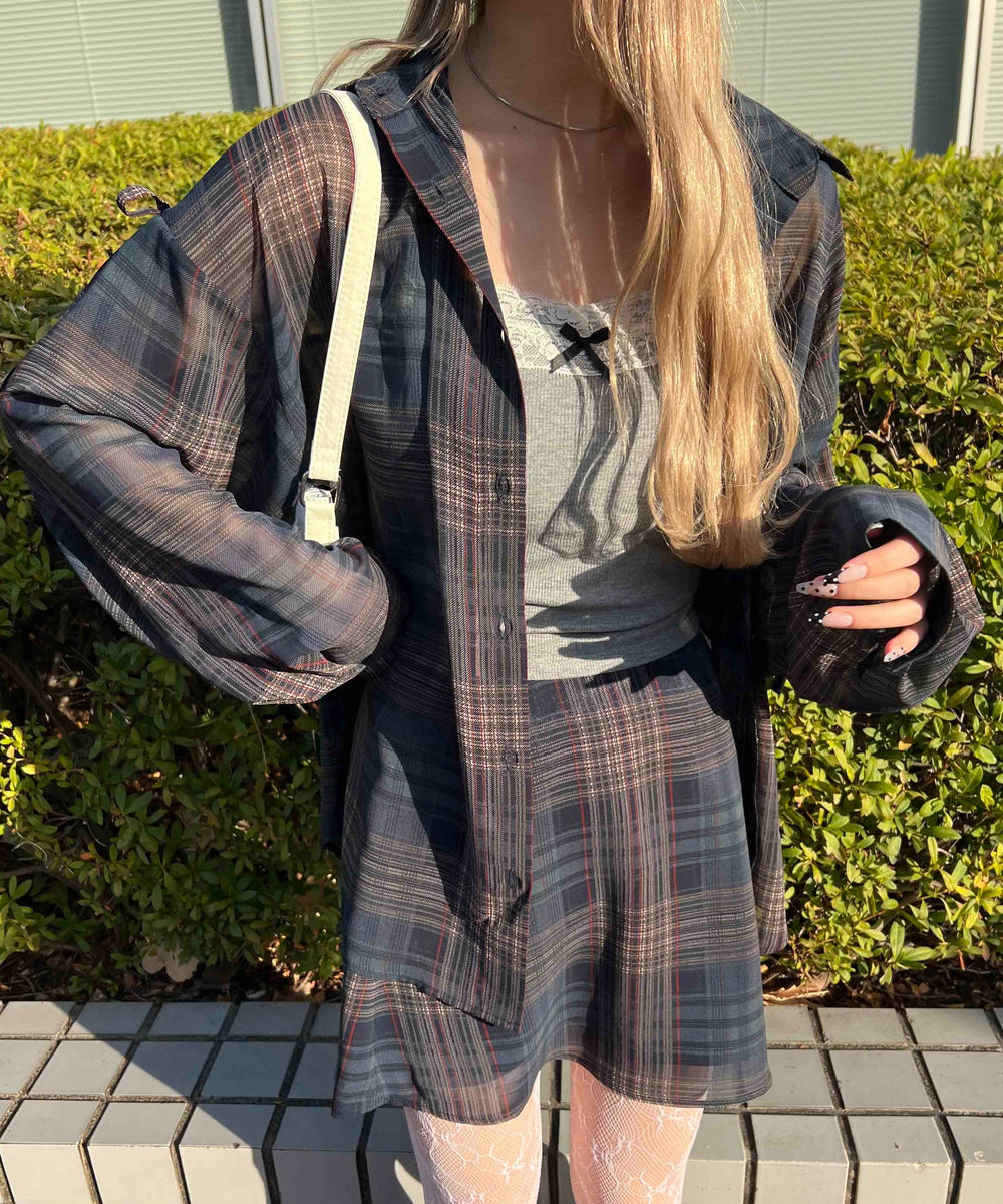 ネイビー モデル：160㎝ F着用