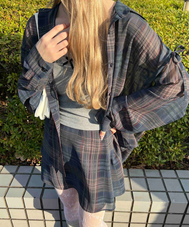 ネイビー モデル：160㎝ F着用