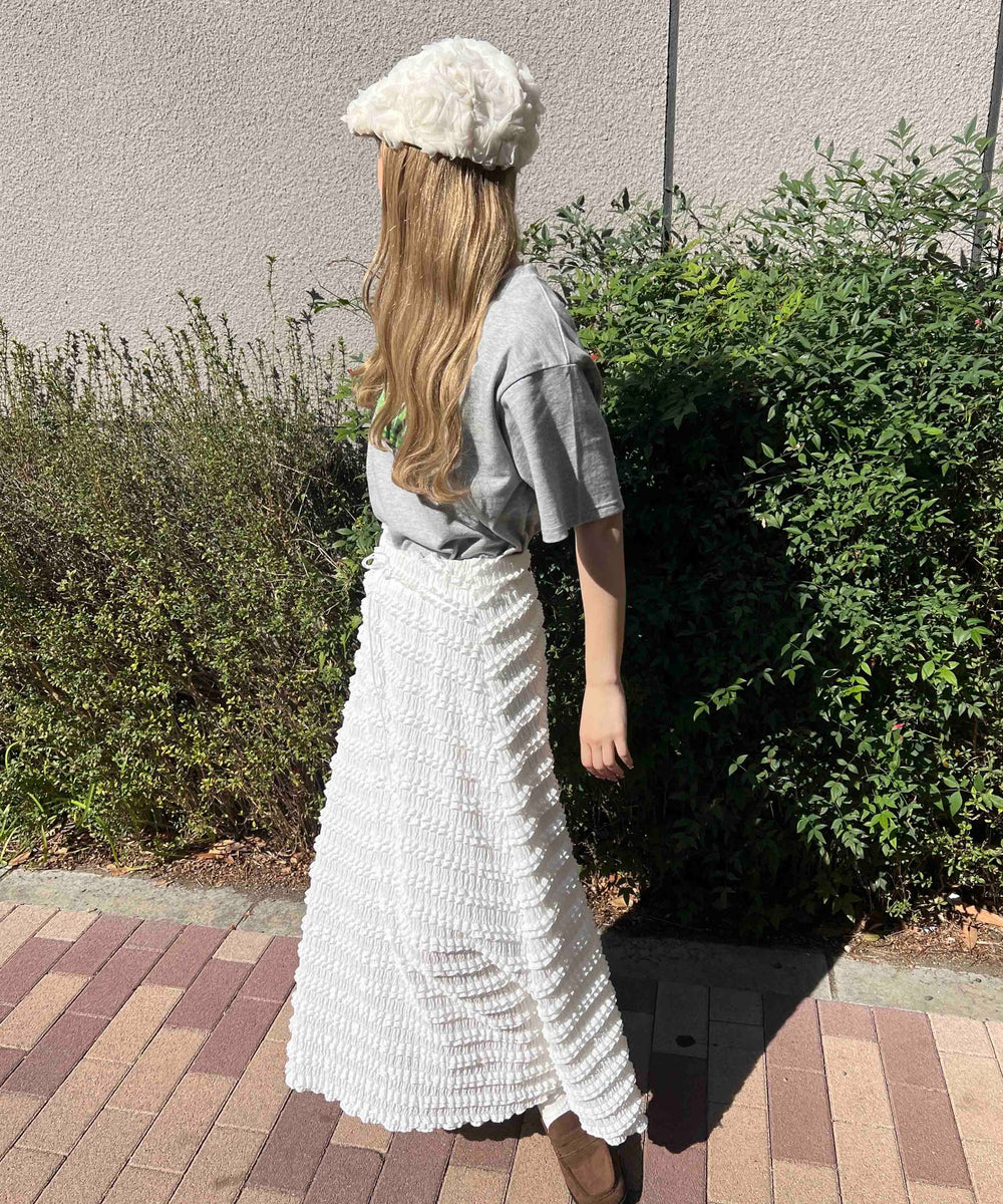 ホワイト モデル：160㎝ F着用