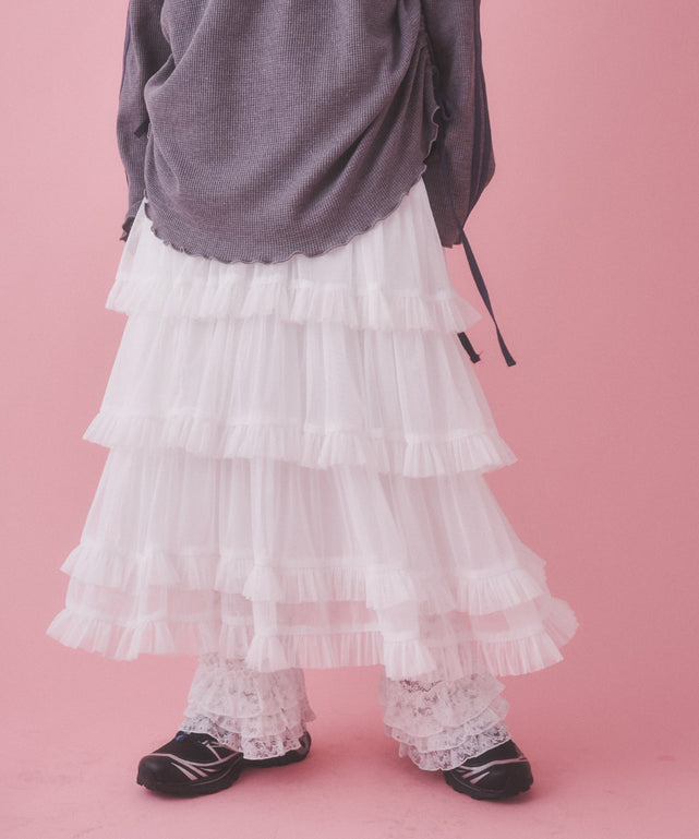 ホワイト モデル：155㎝ F着用