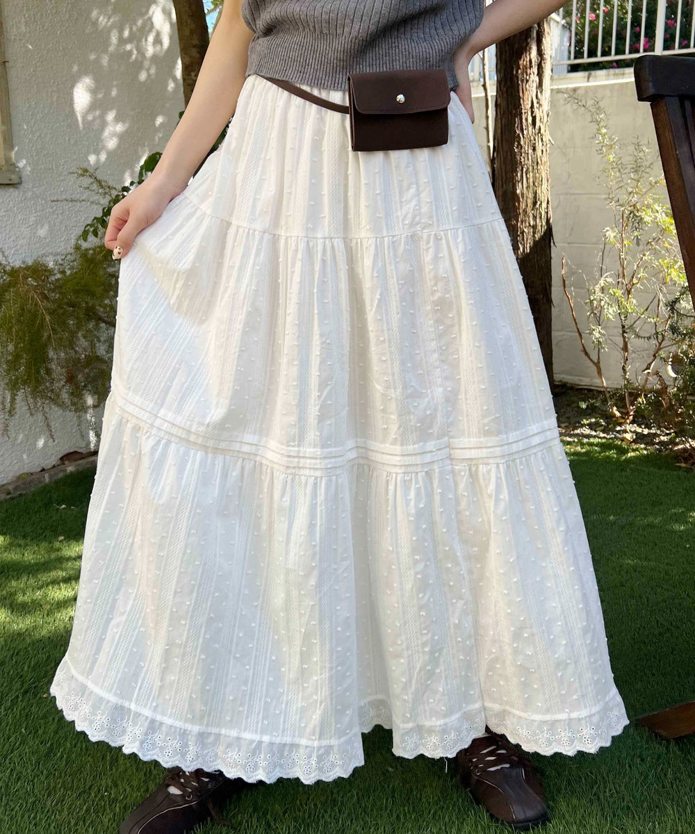 ホワイト モデル：160㎝ F着用