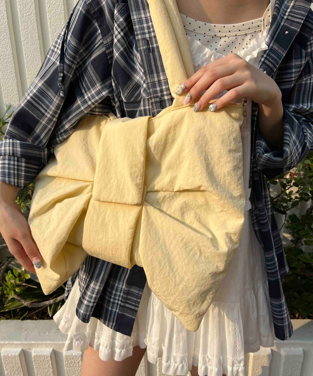 ホワイトアイボリー