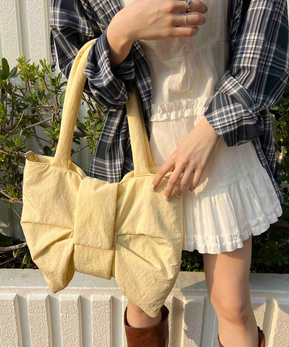 ホワイトアイボリー