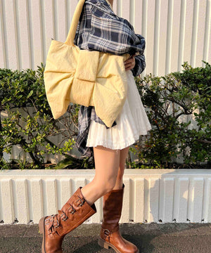 ホワイトアイボリー