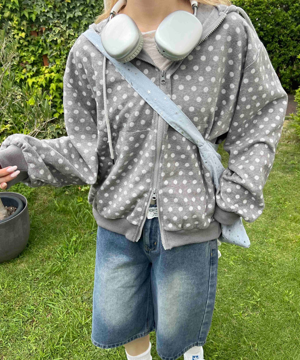 グレー モデル：160㎝ F着用