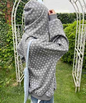 グレー モデル：160㎝ F着用