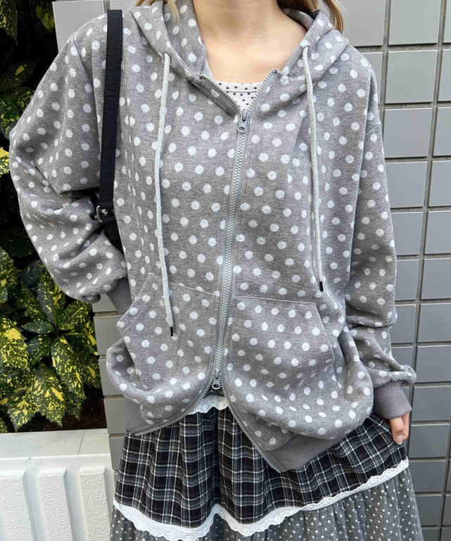 グレー モデル：160㎝ F着用