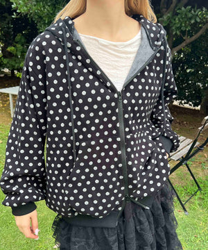 ブラック モデル：160㎝ F着用