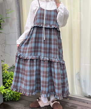 ブラウン モデル：160㎝ F着用