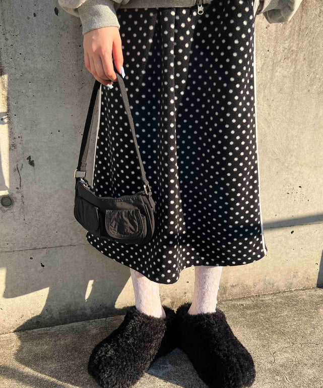 ブラック モデル：160㎝ Mサイス着用