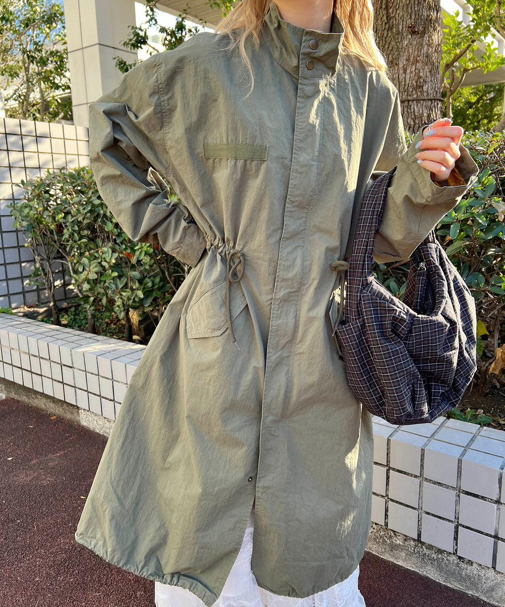 カーキ モデル：160㎝ Mサイズ着用