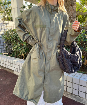 カーキ モデル：160㎝ Mサイズ着用