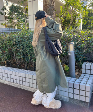 カーキ モデル：160㎝ Mサイズ着用