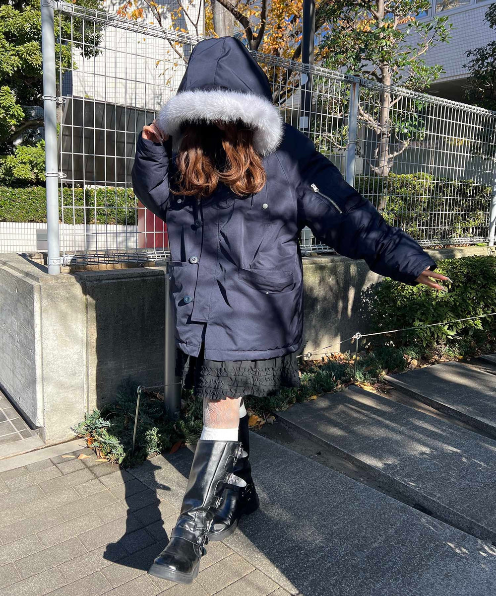 ネイビー モデル：157㎝ Mサイズ着用