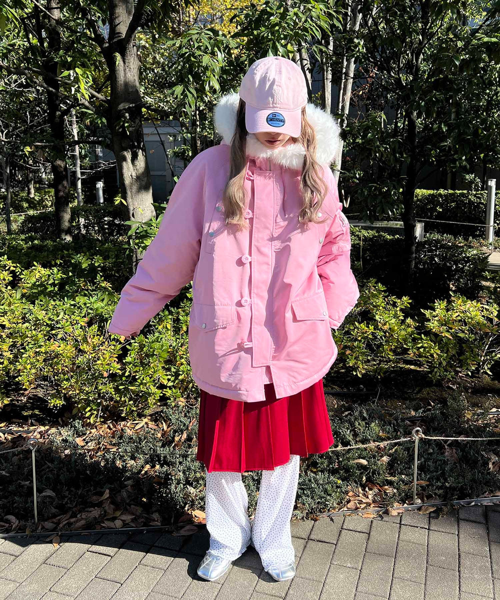 ピンク モデル：160㎝ Mサイズ着用