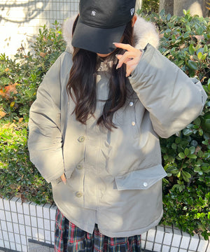 カーキ モデル：157㎝ F着用