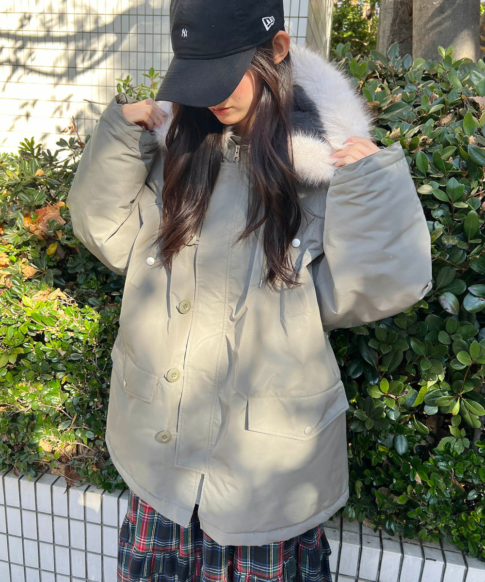 カーキ モデル：157㎝ F着用