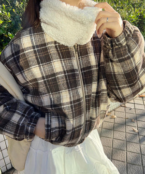 ブラウン モデル：155㎝ Mサイズ着用