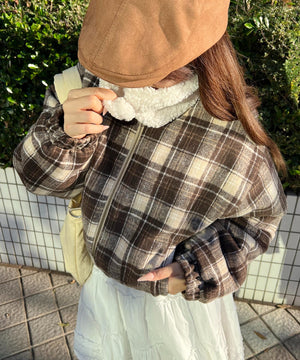 ブラウン モデル：155㎝ Mサイズ着用