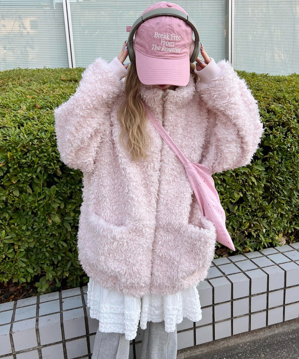 ピンク モデル：160㎝ Mサイズ着用