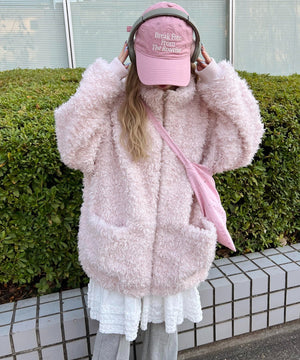 ピンク モデル：160㎝ Mサイズ着用