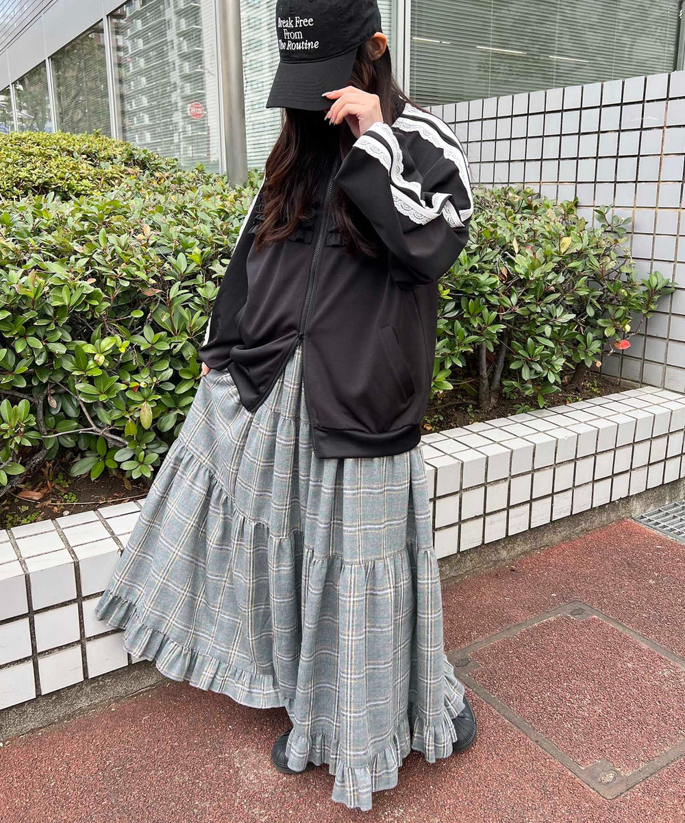 グレー モデル：157㎝ F着用