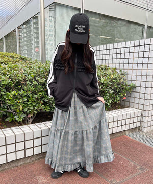 グレー モデル：157㎝ F着用