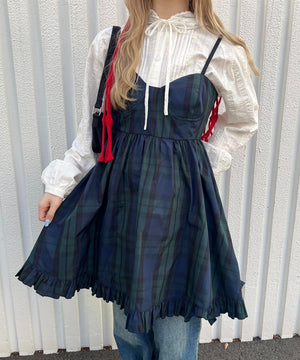 グリーン モデル：160㎝ Mサイズ着用