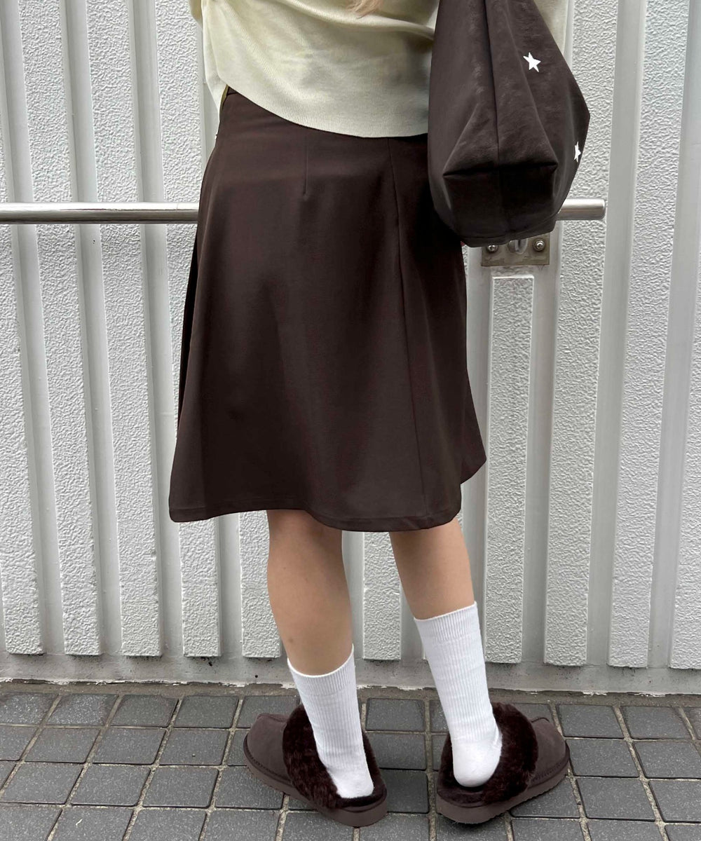ブラウン モデル：160㎝ F着用