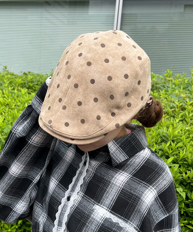 ベージュ
