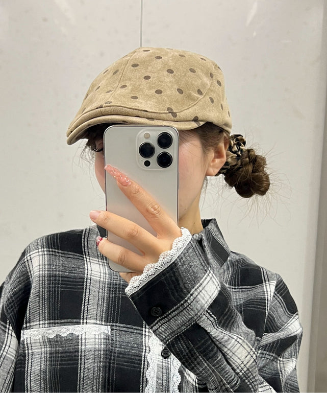 ベージュ