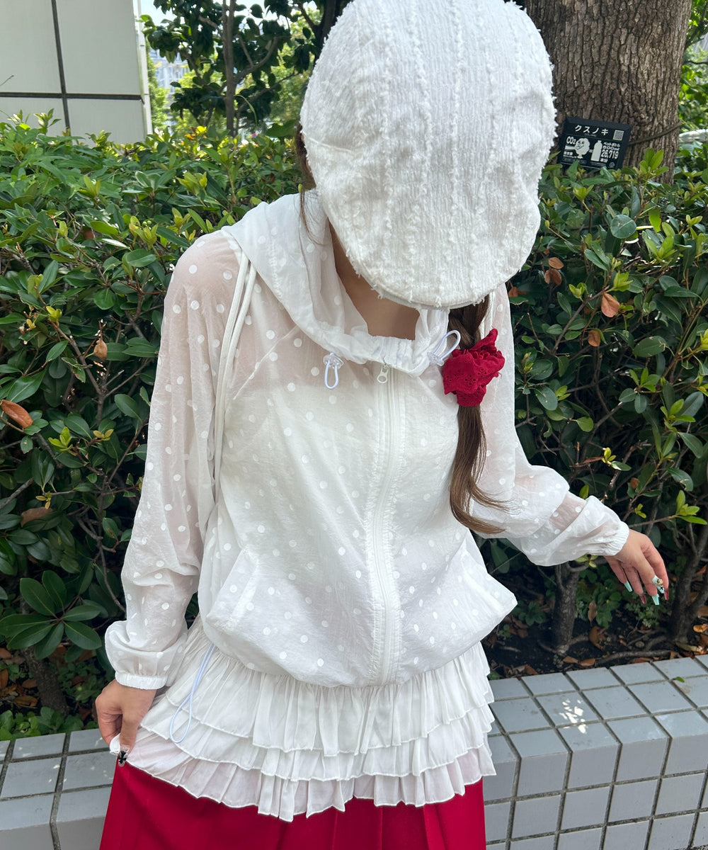 ホワイト モデル：155㎝ F着用