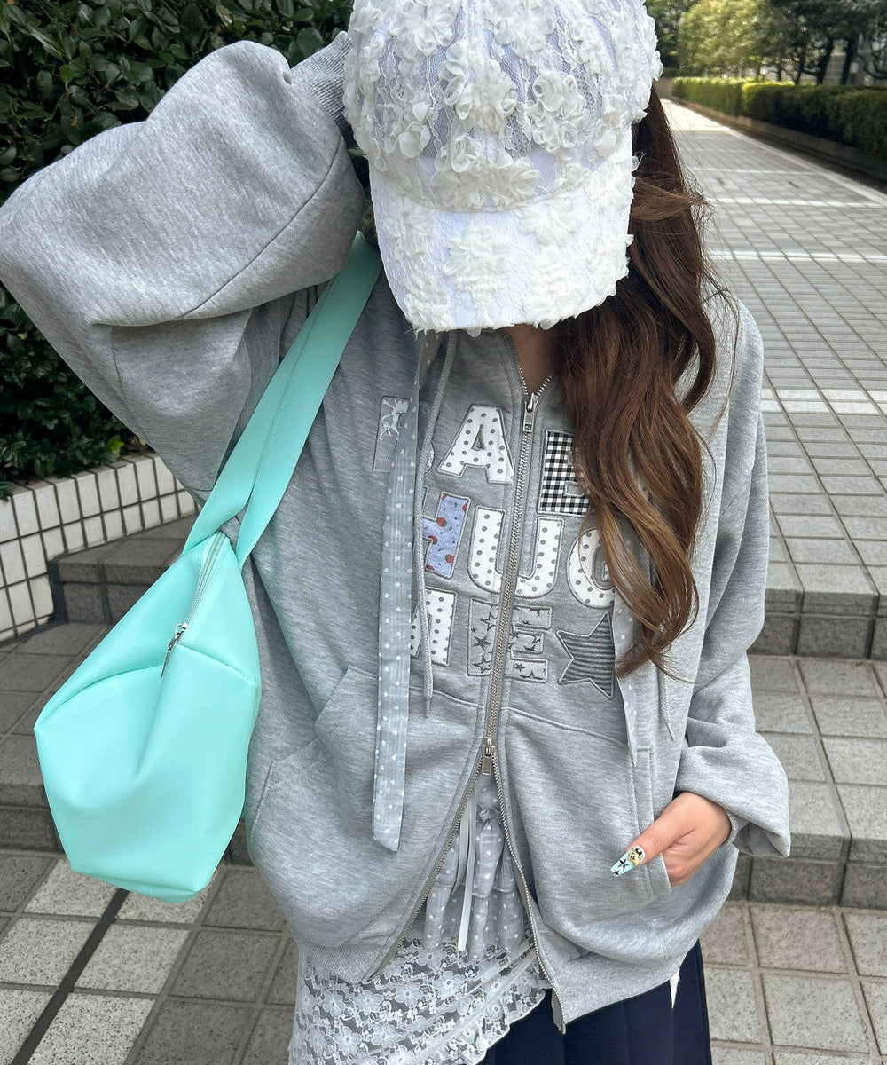 グレー モデル：155㎝ F着用