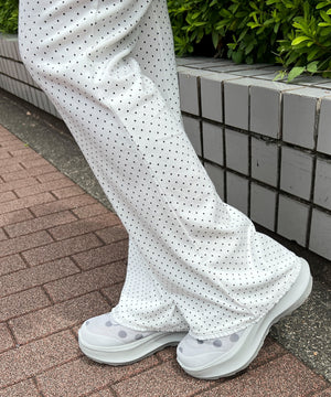ホワイトその他 モデル：160㎝ F着用