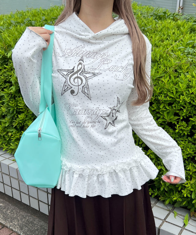 モチーフプリントヘムフリルパーカー/ホワイト モデル：160㎝ F着用