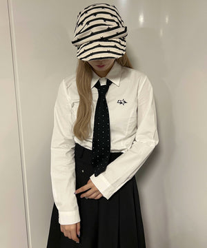 ホワイト モデル：160㎝ F着用