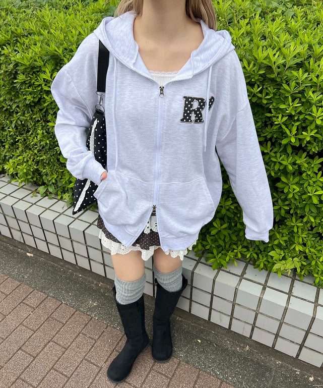 杢グレー モデル：160㎝ F着用