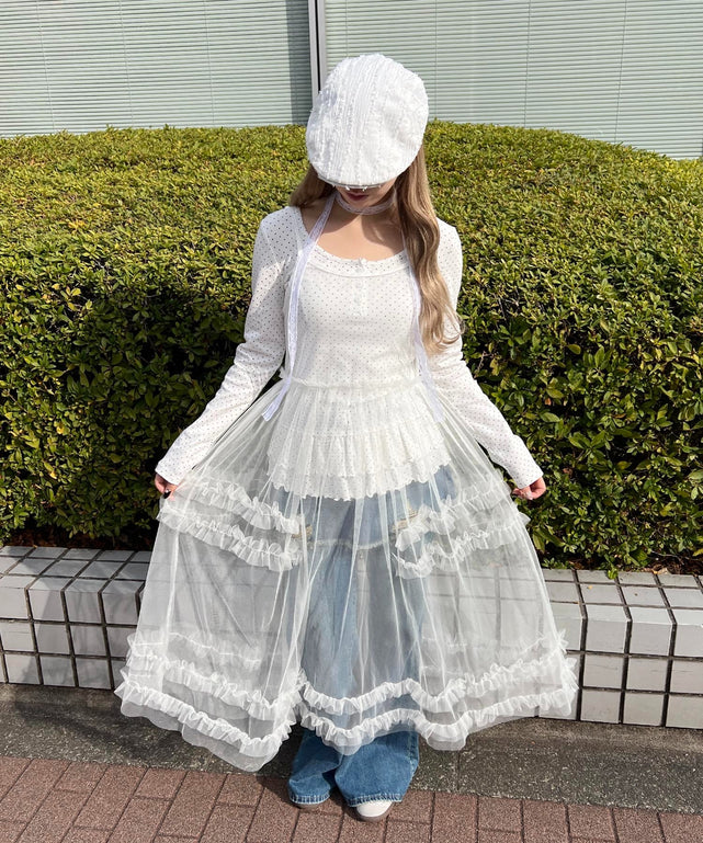 ホワイト モデル：160㎝ F着用