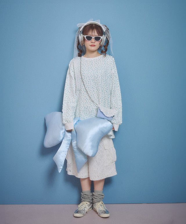 ホワイト モデル：160㎝ F着用