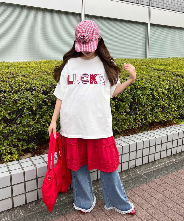 ホワイト モデル：155㎝ F着用