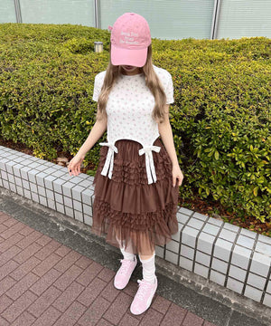 ホワイト モデル：160㎝ F着用